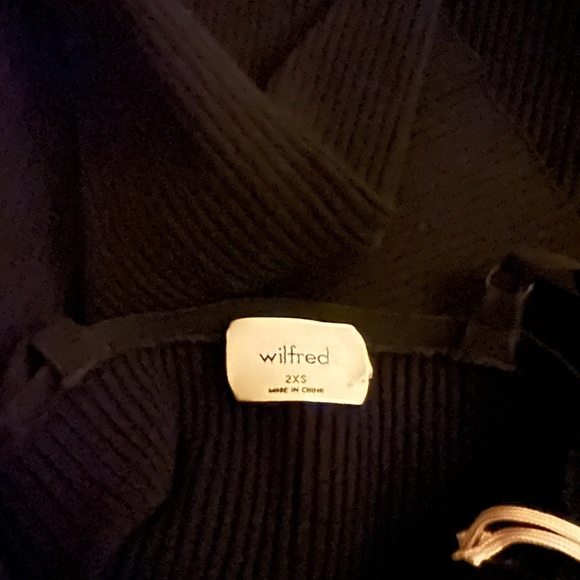 Aritzia Waltz Dress - Picture 4 of 6